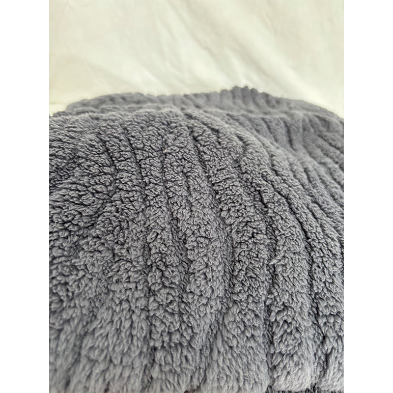 Minqi (suede jacquard) bark pattern Width 180cm-240cm g weight 220-320g/m^2 1/ roll Starting batch 2 tons Thickened water absorbent home