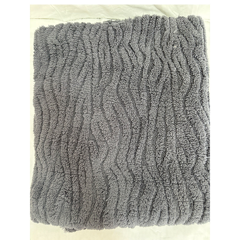 Minqi (suede jacquard) small square velvet pattern Width 180cm-240cm g weight 220-320g/m^2 1/ roll Starting batch 2 tons  Comfortable coral velvet solid color