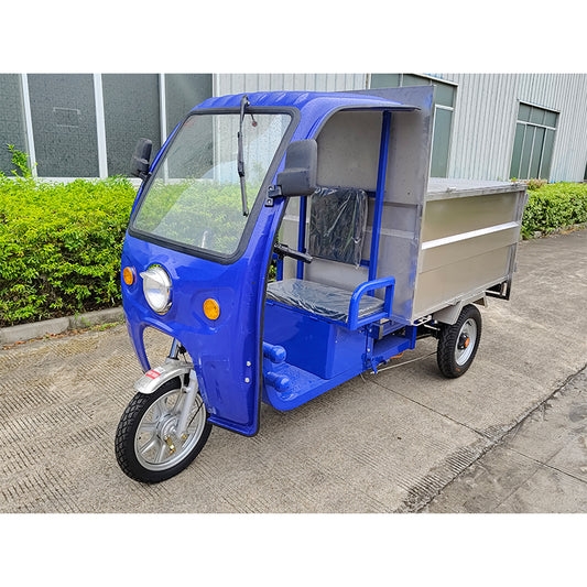 LONGCHANG  Electric three-wheeled cleaning vehicle