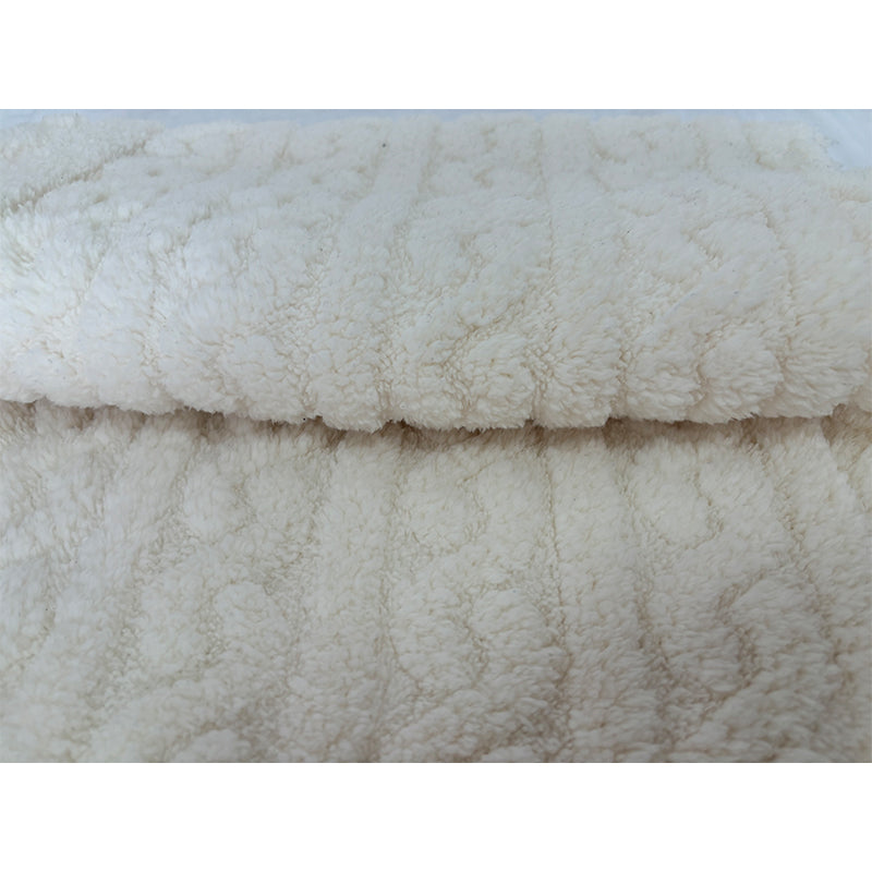 Minqi (velvet jacquard) twist pattern Width 180cm-240cm g weight 220-320g/m^2 1/ roll Starting batch 2 tons  Pure color skin warm and comfortable