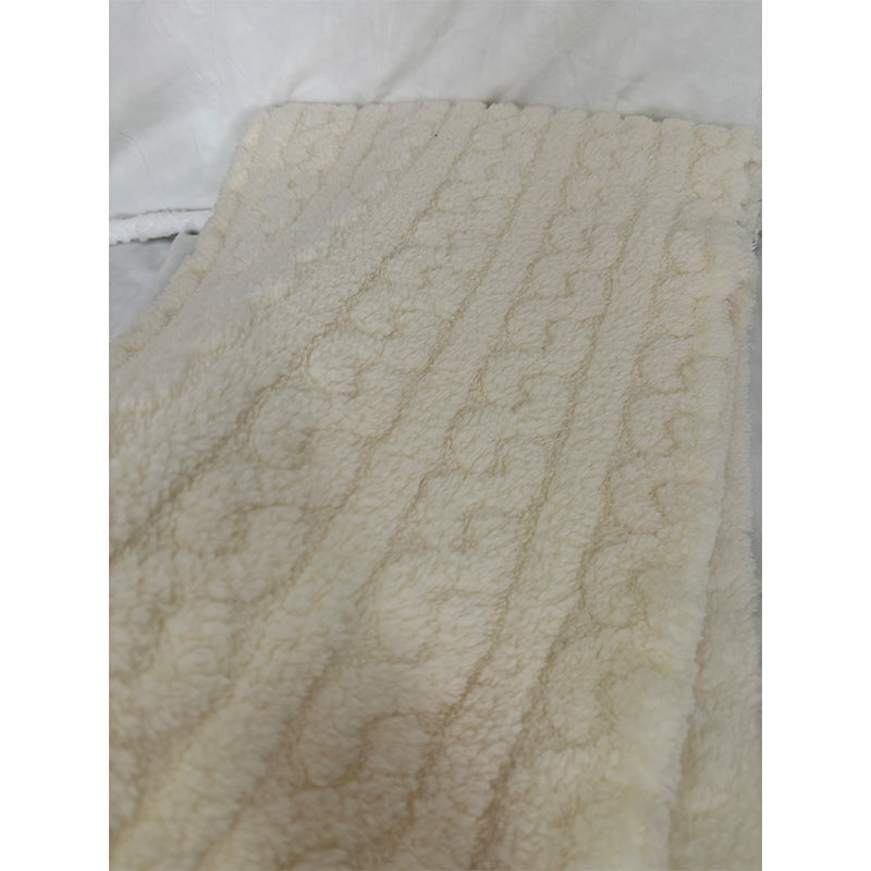 Minqi (velvet jacquard) twist pattern Width 180cm-240cm g weight 220-320g/m^2 1/ roll Starting batch 2 tons  Pure color skin warm and comfortable