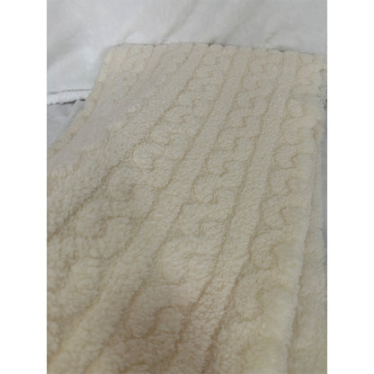 Minqi (velvet jacquard) twist pattern Width 180cm-240cm g weight 220-320g/m^2 1/ roll Starting batch 2 tons  Pure color skin warm and comfortable