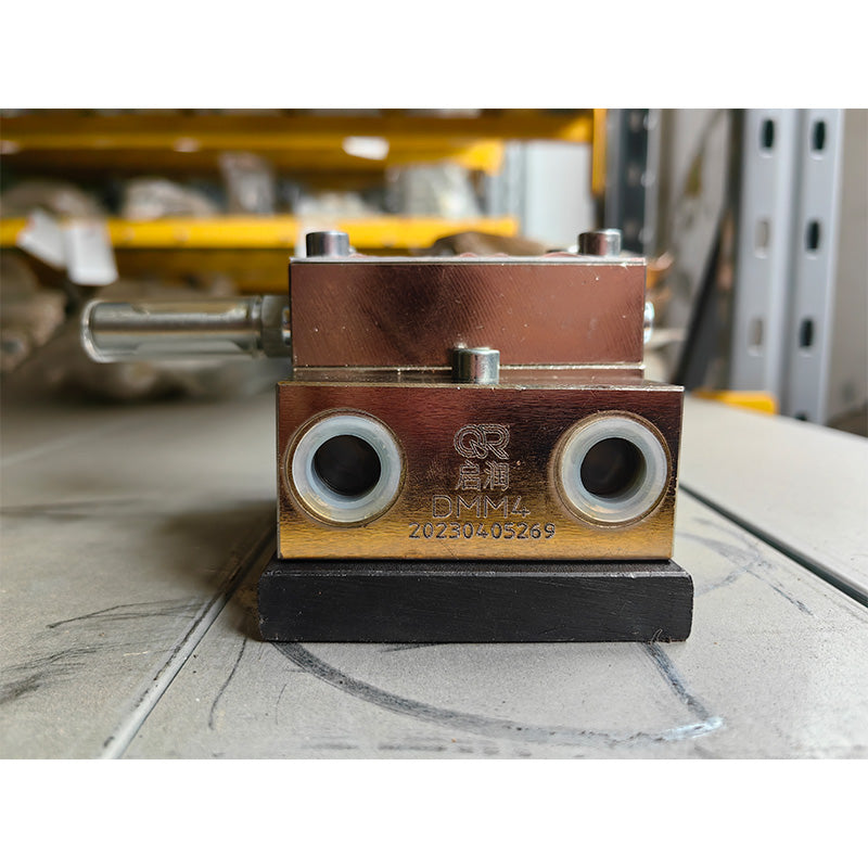 RUNHUA  DMM distributor-DMM-10  Large toggle switch