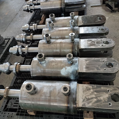 tianjian Cone crusher holds the cylinder tightly   Mixing shaft Mixing impeller