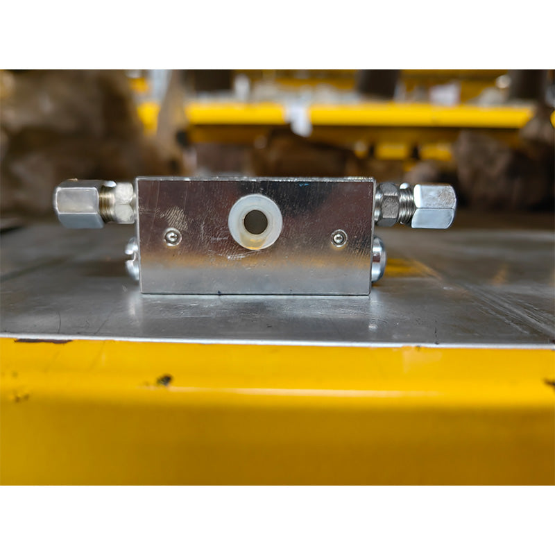 RUNHUA  SSV distributor-SSV-6  6-hole progressive oil distributor assembly grease distribution system accessories for drag pump